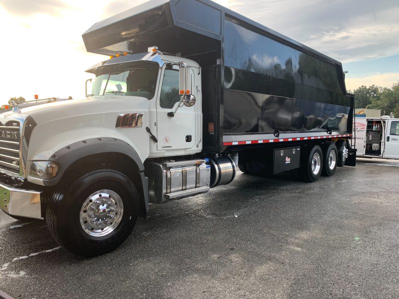 Mack semi-truck commercial detail